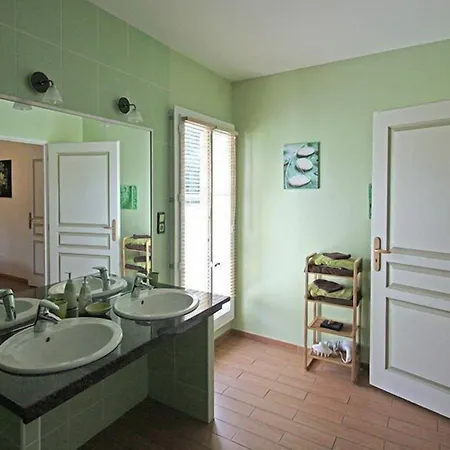 Domaine De Merete Guest house Poueyferre